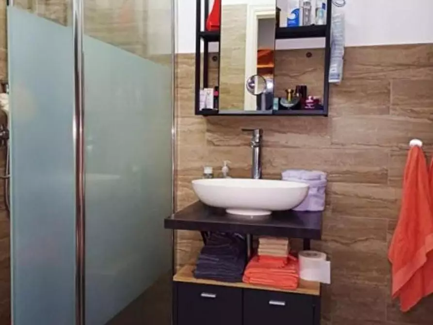 Immagine 45 di Terratetto in vendita  a Cascina