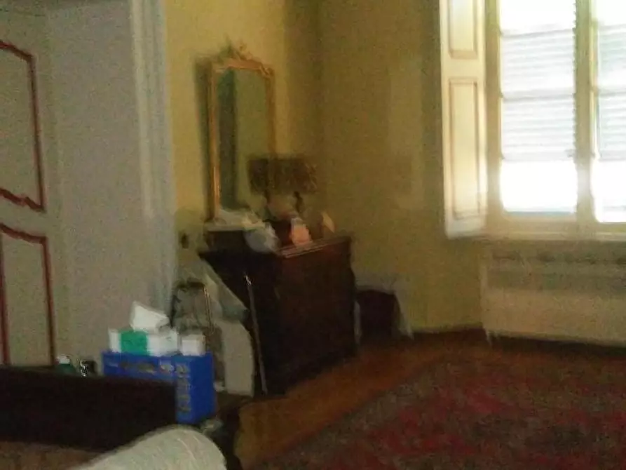 Immagine 16 di Appartamento in vendita  a Lucca