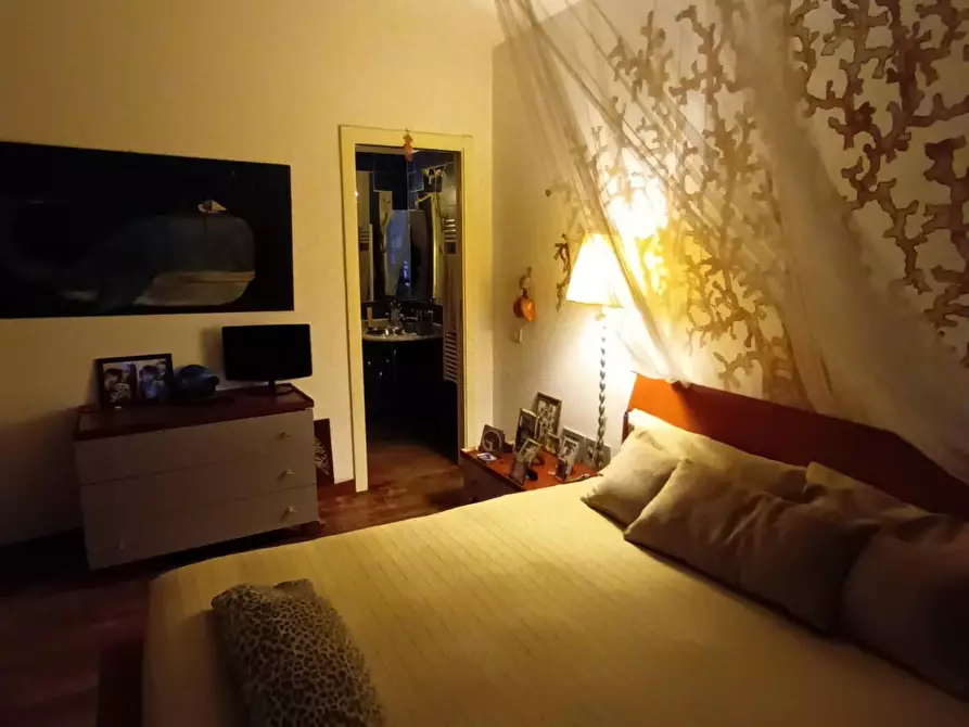 Immagine 20 di Appartamento in vendita  a Carrara