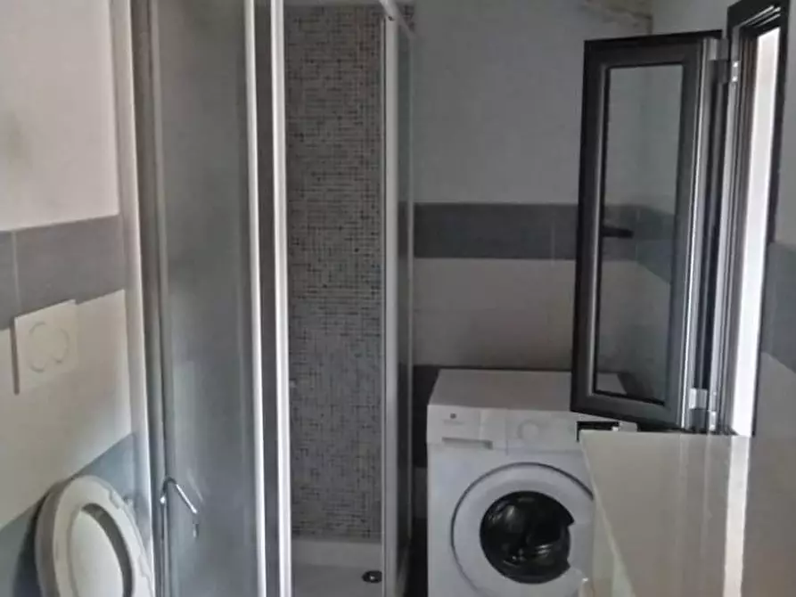 Immagine 21 di Appartamento in vendita  a Massa