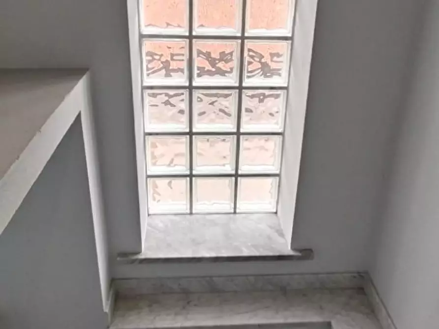 Immagine 10 di Appartamento in vendita  a Massa