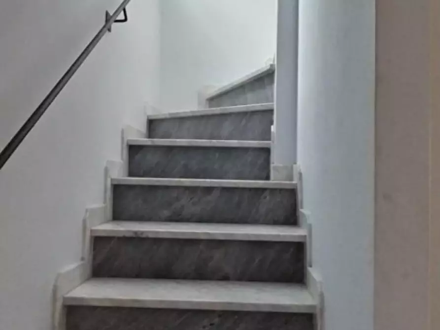 Immagine 8 di Appartamento in vendita  a Massa