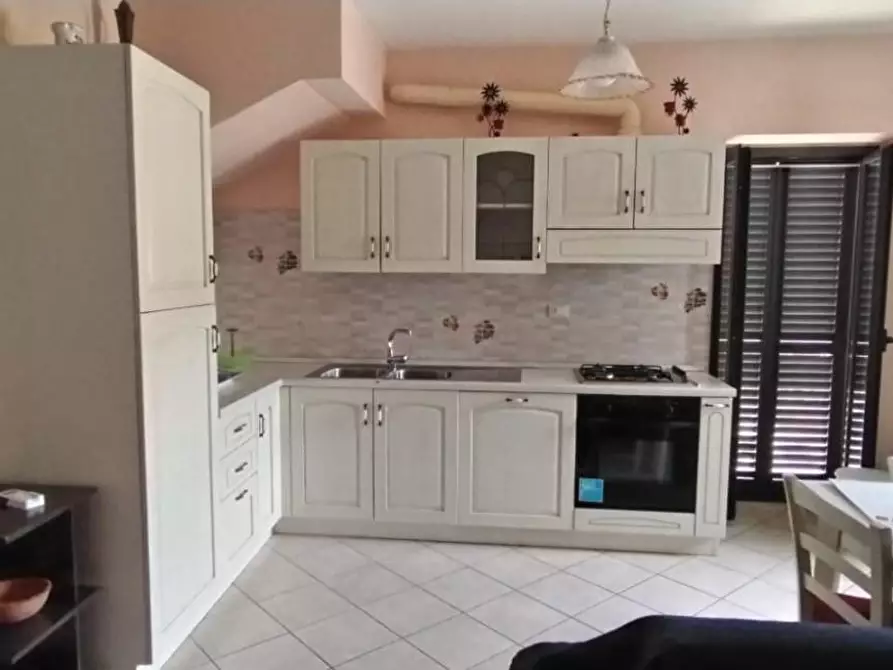 Immagine 4 di Appartamento in vendita  a Massa