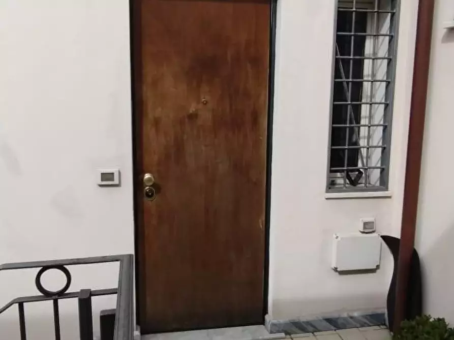 Immagine 3 di Appartamento in vendita  a Massa