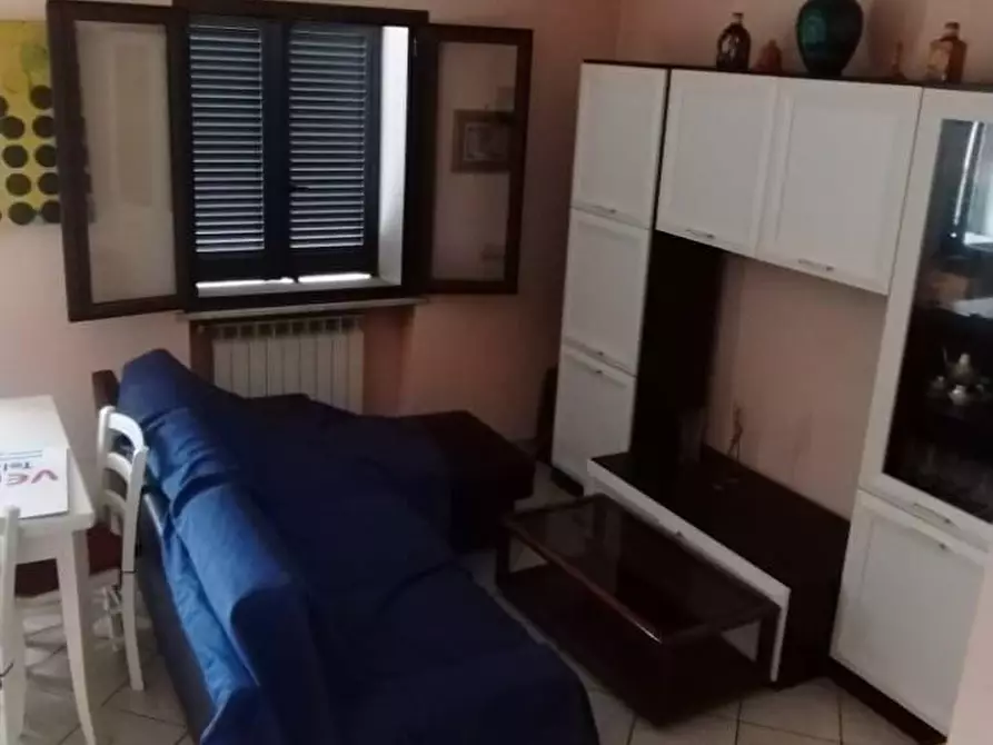 Immagine 6 di Appartamento in vendita  a Massa