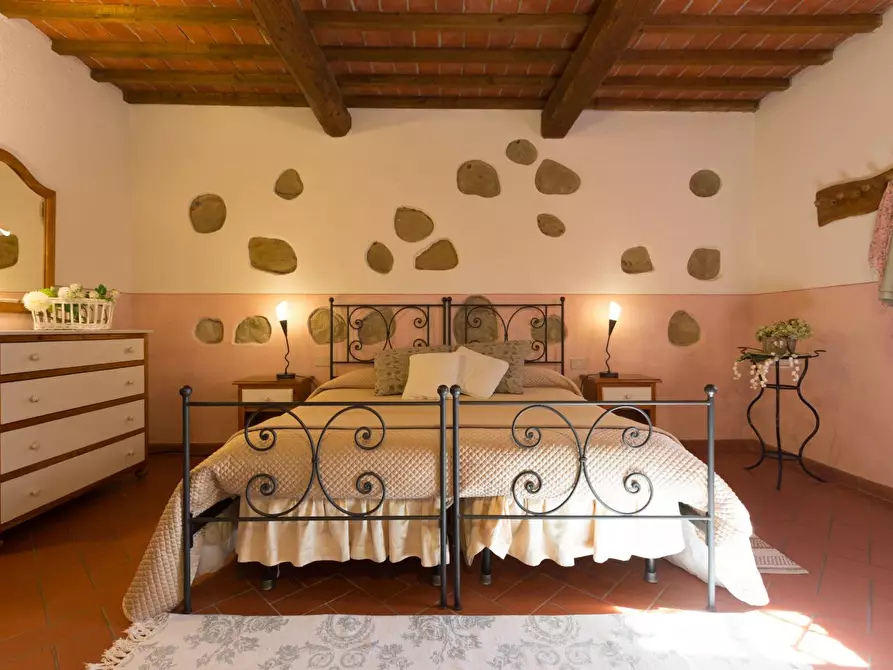 Immagine 12 di Agriturismo in vendita  a Peccioli