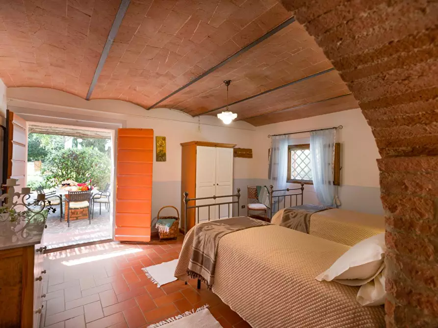 Immagine 17 di Agriturismo in vendita  a Peccioli