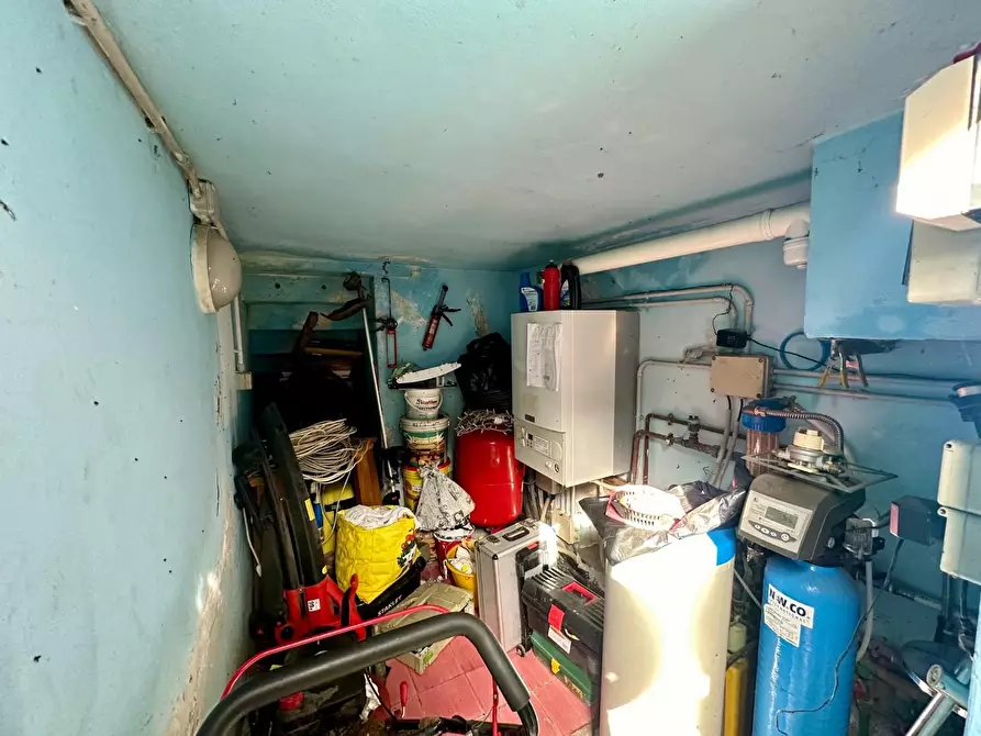 Immagine 52 di Casa indipendente in vendita  a Capannori