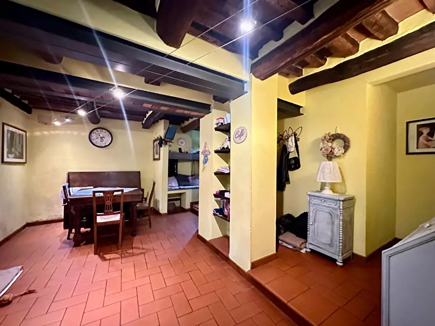 Immagine 37 di Casa indipendente in vendita  a Capannori