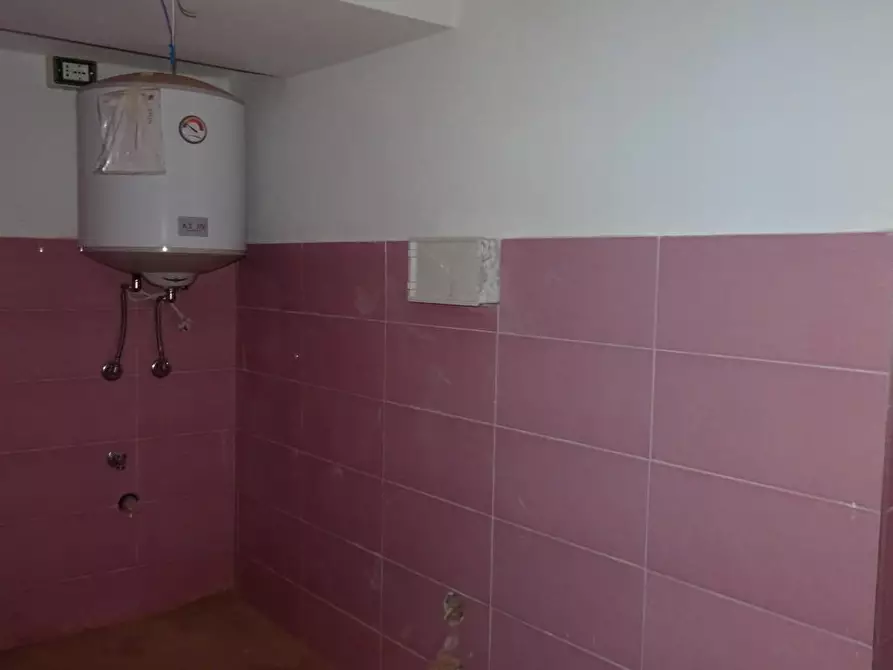 Immagine 5 di Mansarda in affitto  a Cascina