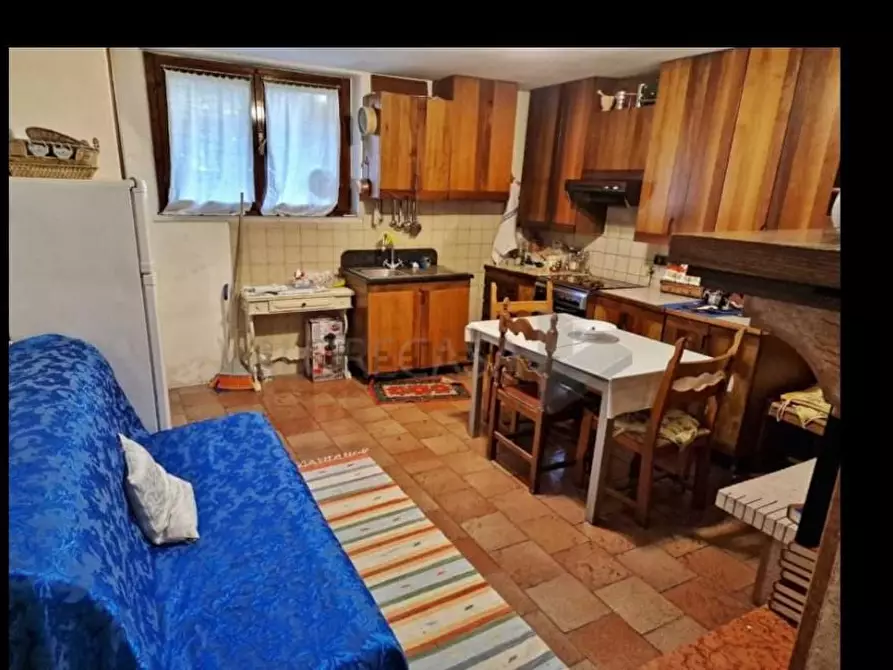 Immagine 12 di Villetta a schiera in vendita  a Carrara