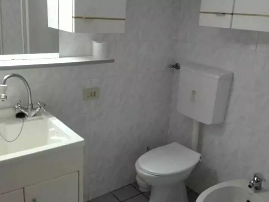 Immagine 6 di Villetta a schiera in vendita  a Carrara