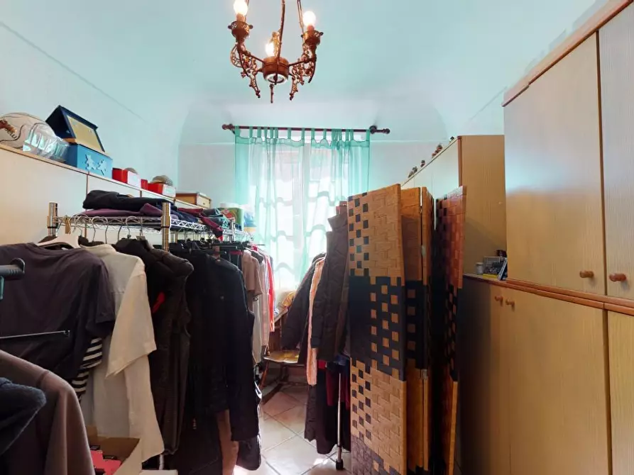 Immagine 11 di Appartamento in vendita  a Massa