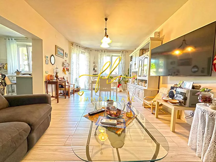 Immagine 9 di Villa in vendita  a Castellina Marittima