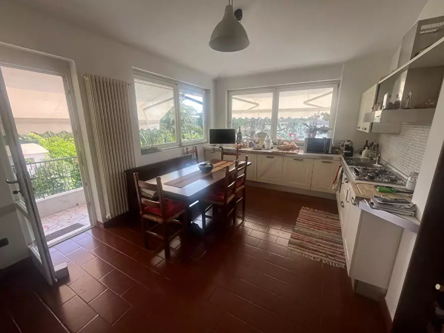 Immagine 14 di Casa bifamiliare in vendita  a Massa