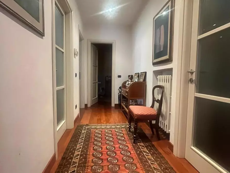 Immagine 17 di Casa bifamiliare in vendita  a Massa