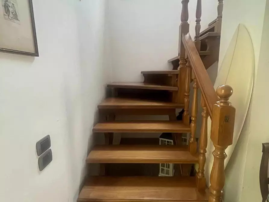 Immagine 24 di Casa bifamiliare in vendita  a Massa