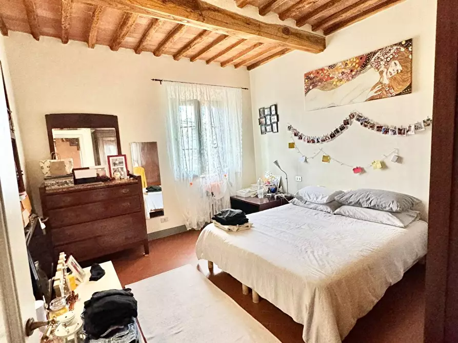 Immagine 11 di Rustico / casale in vendita  a Vecchiano