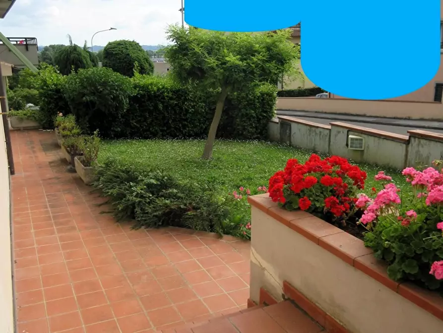 Immagine 6 di Villa in vendita  a Cerreto Guidi