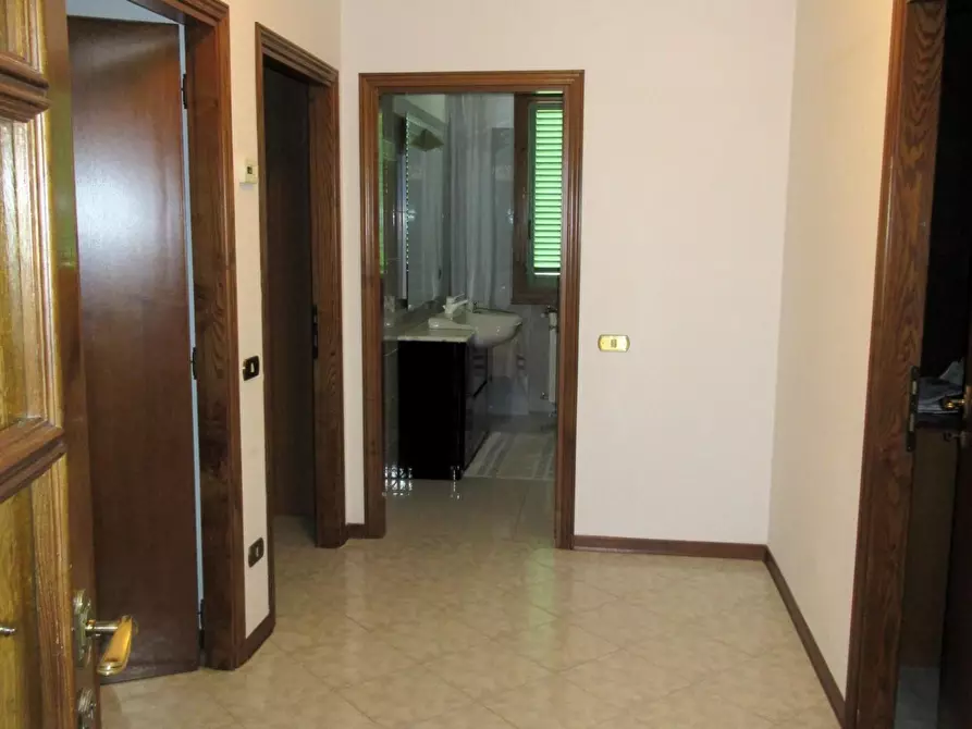 Immagine 3 di Villa in vendita  a Cerreto Guidi