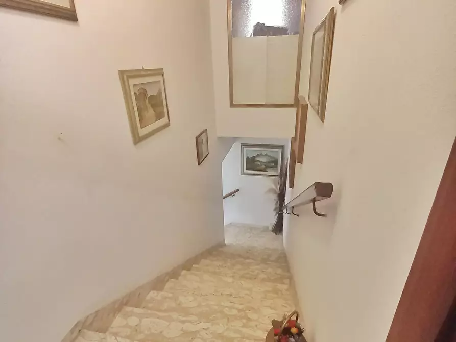 Immagine 10 di Appartamento in vendita  a Castelfiorentino