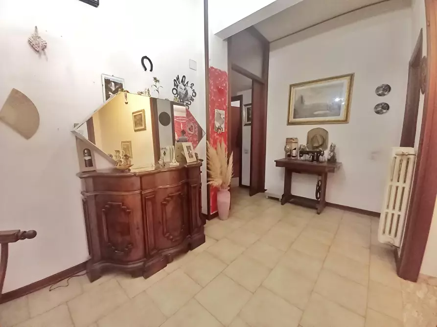 Immagine 11 di Appartamento in vendita  a Castelfiorentino