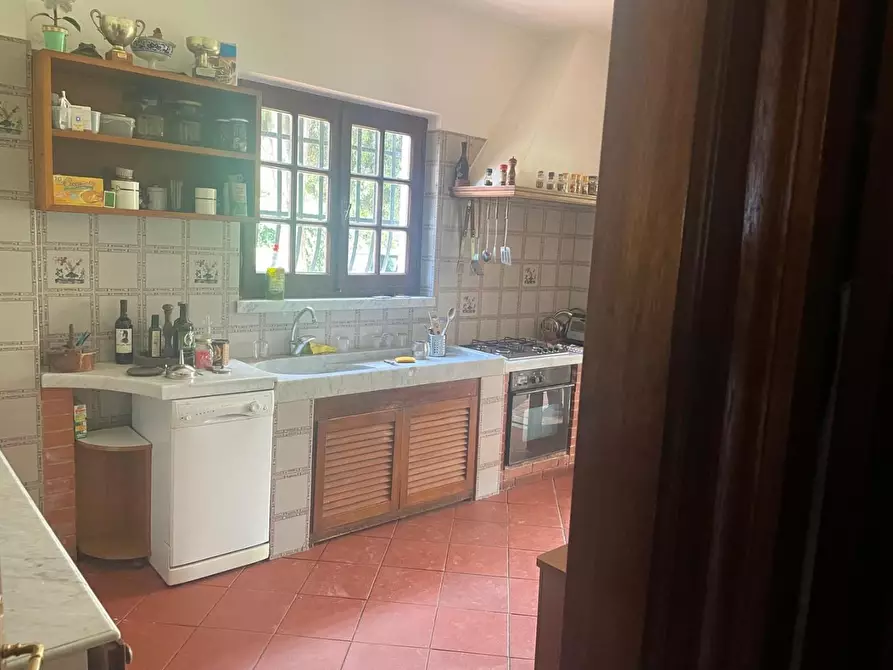 Immagine 6 di Casa bifamiliare in vendita  a Carrara