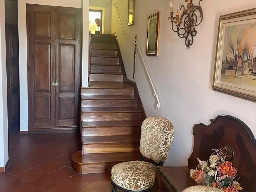 Immagine 10 di Casa bifamiliare in vendita  a Carrara