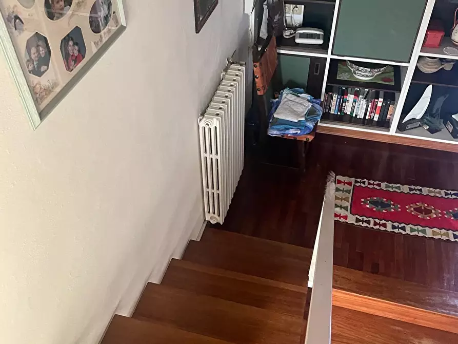 Immagine 11 di Casa bifamiliare in vendita  a Carrara