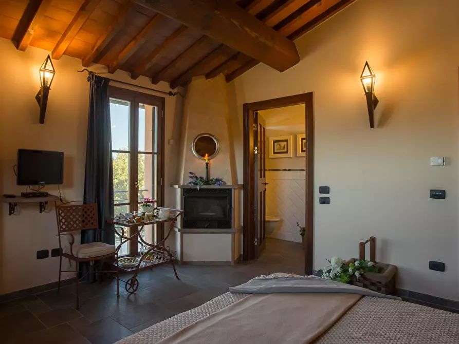 Immagine 25 di Villa in vendita  a Peccioli