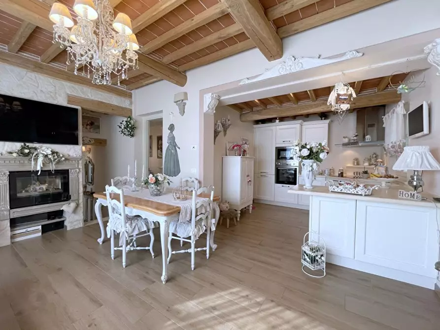 Immagine 4 di Casa indipendente in vendita  a Camaiore