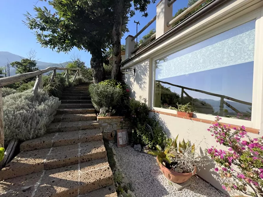 Immagine 64 di Casa indipendente in vendita  a Camaiore