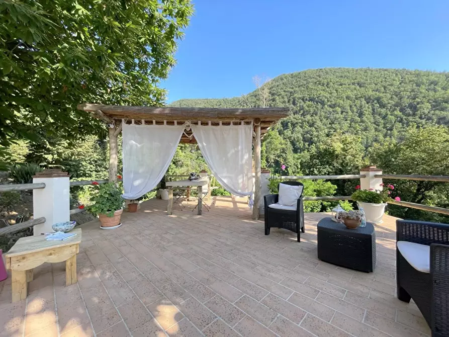 Immagine 51 di Casa indipendente in vendita  a Camaiore