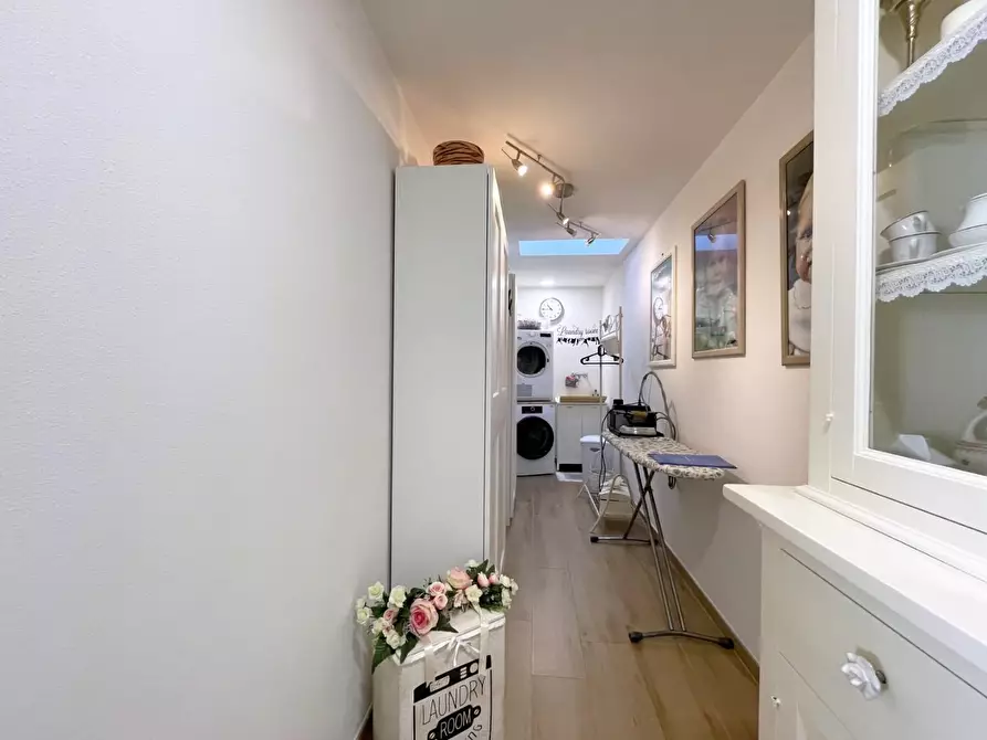 Immagine 14 di Casa indipendente in vendita  a Camaiore