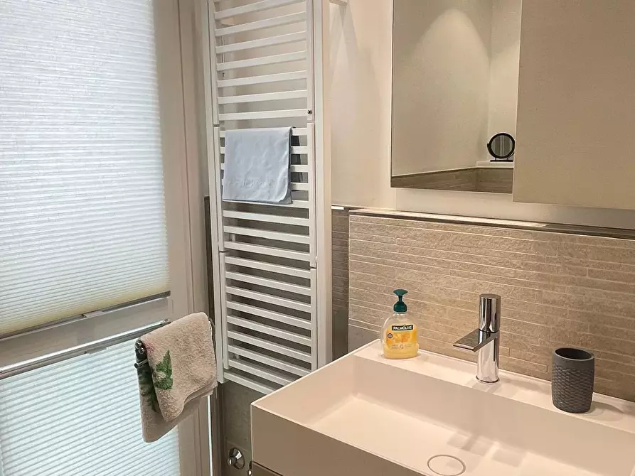 Immagine 19 di Appartamento in vendita  a Forte Dei Marmi