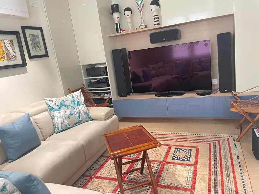 Immagine 4 di Appartamento in vendita  a Forte Dei Marmi