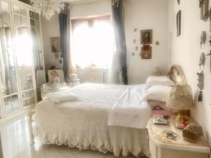 Immagine 25 di Appartamento in vendita  a Siena