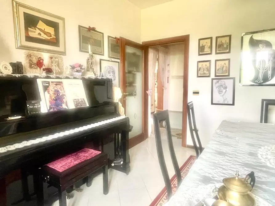 Immagine 13 di Appartamento in vendita  a Siena