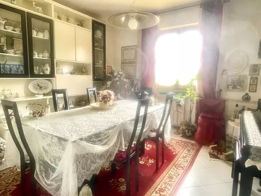 Immagine 15 di Appartamento in vendita  a Siena