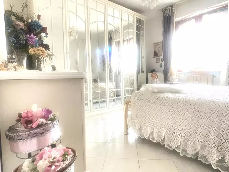 Immagine 30 di Appartamento in vendita  a Siena