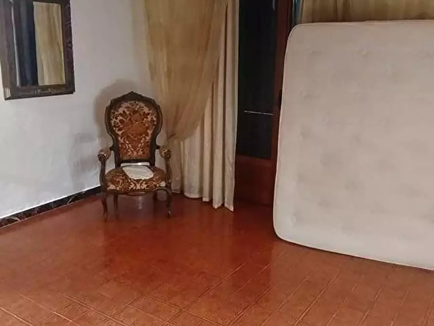 Immagine 22 di Porzione di casa in vendita  a Massa