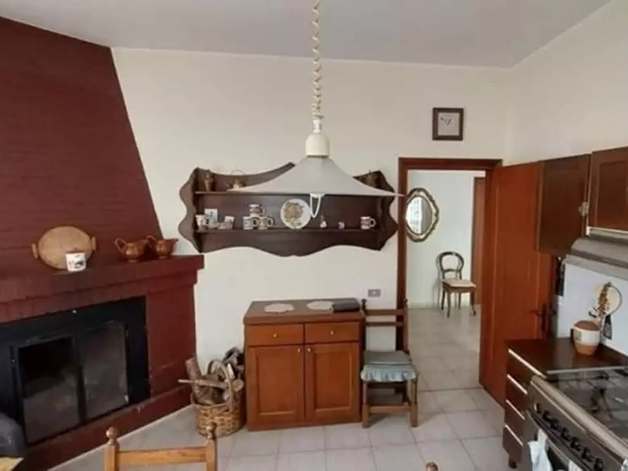Immagine 14 di Porzione di casa in vendita  a Massa