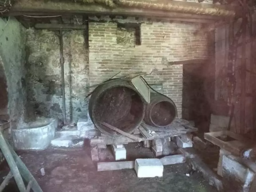 Immagine 81 di Casa colonica in vendita  a Coreglia Antelminelli