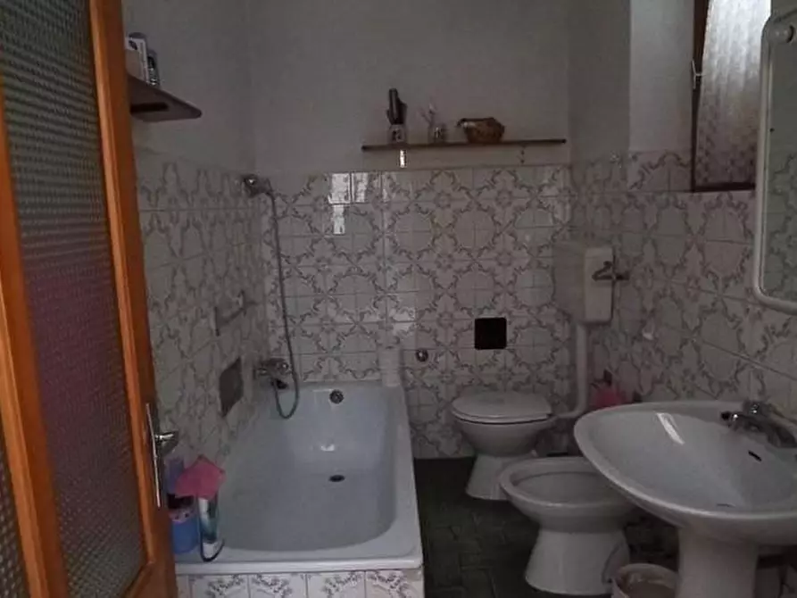 Immagine 31 di Casa colonica in vendita  a Coreglia Antelminelli