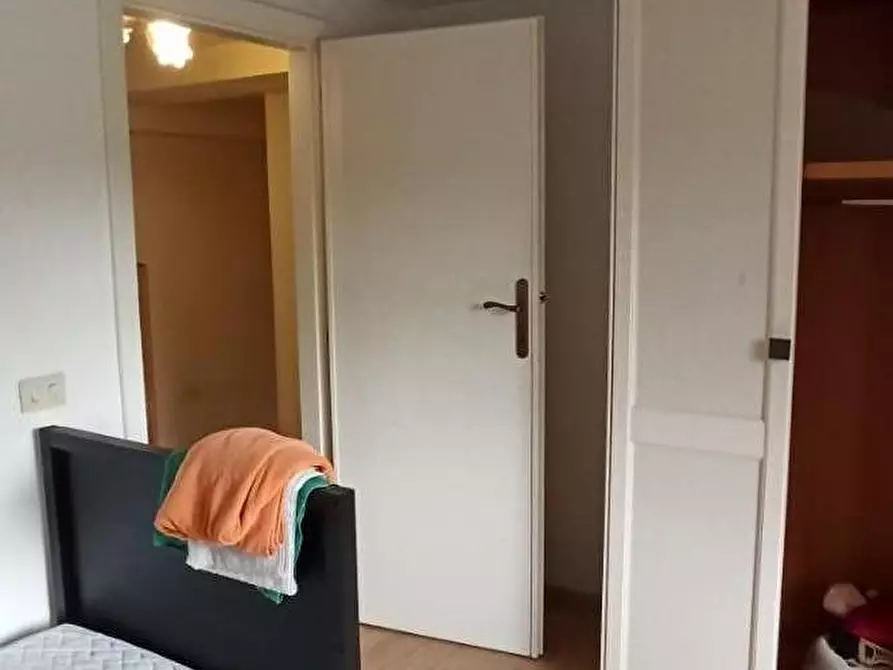 Immagine 35 di Terratetto in vendita  a Camaiore