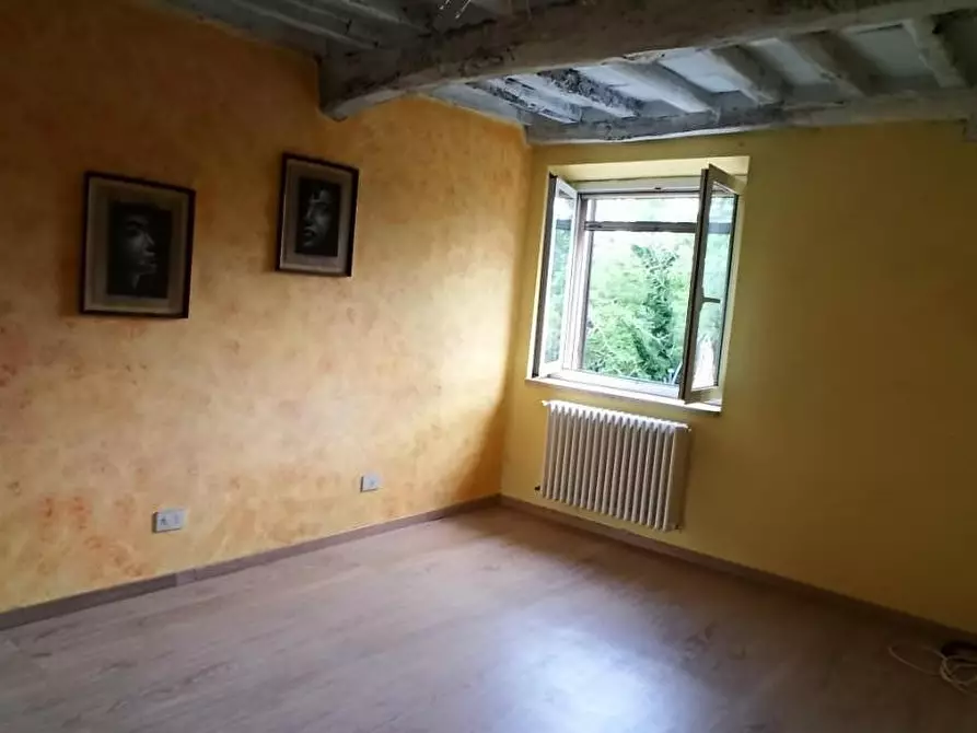 Immagine 22 di Terratetto in vendita  a Camaiore