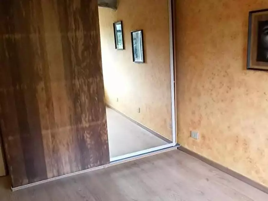 Immagine 42 di Terratetto in vendita  a Camaiore