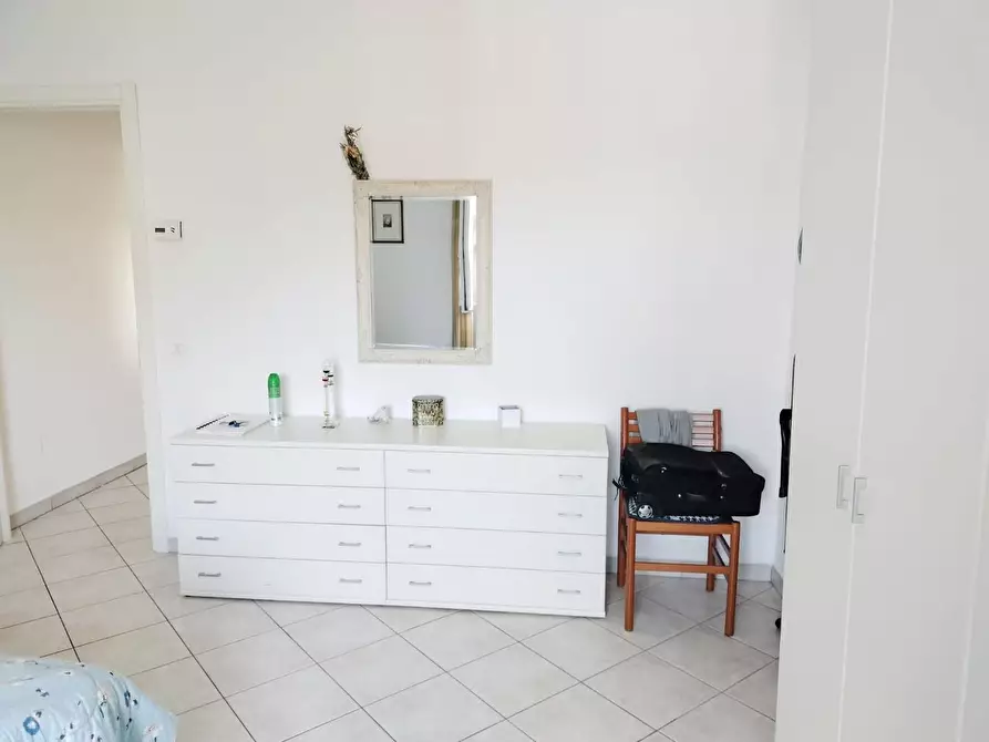 Immagine 5 di Appartamento in vendita  a Massa