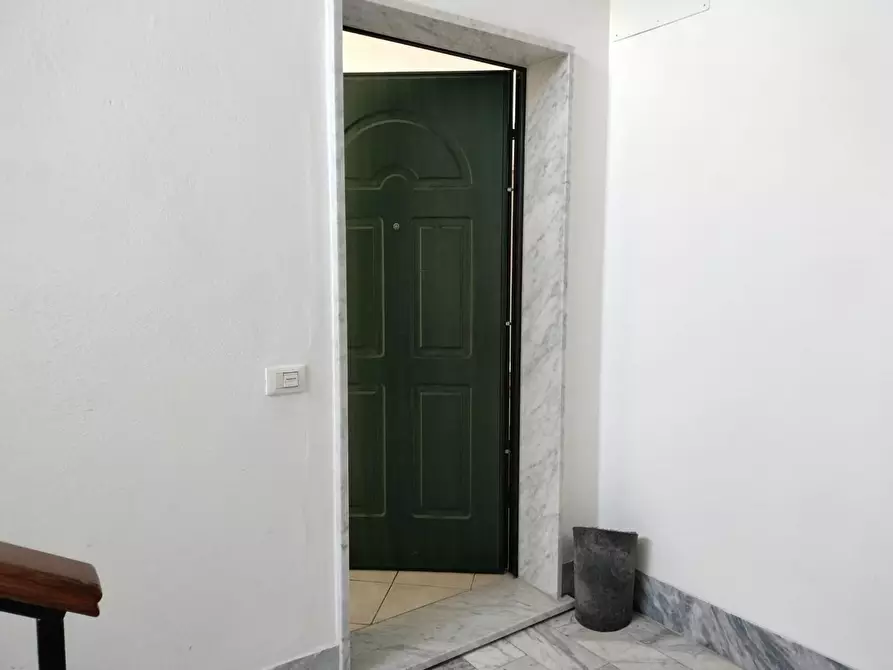 Immagine 14 di Appartamento in vendita  a Massa