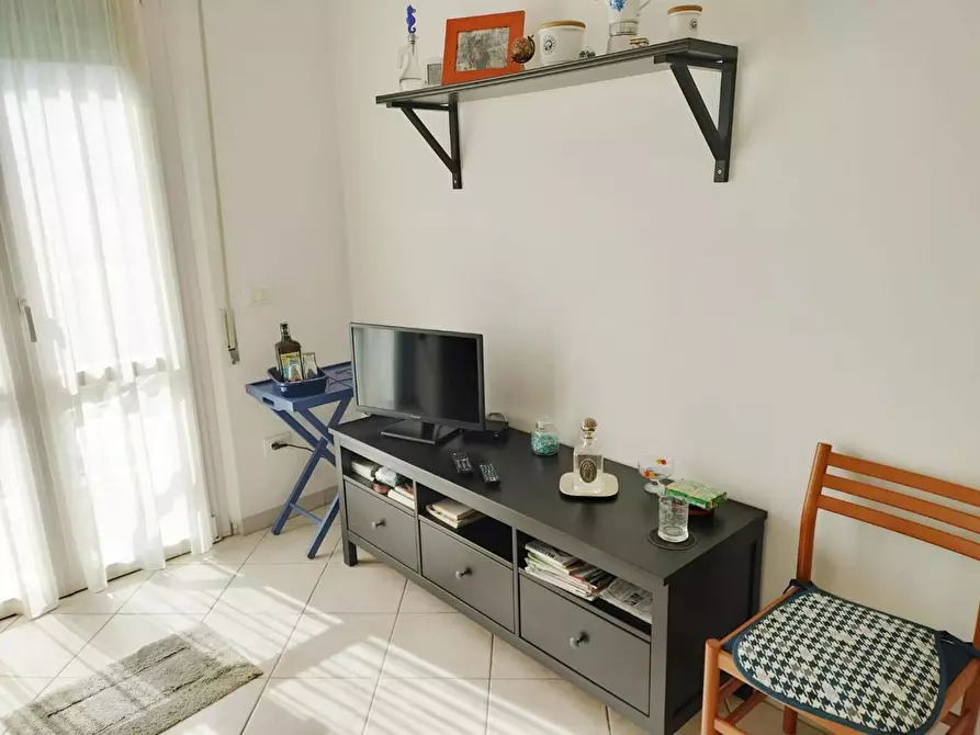 Immagine 7 di Appartamento in vendita  a Massa